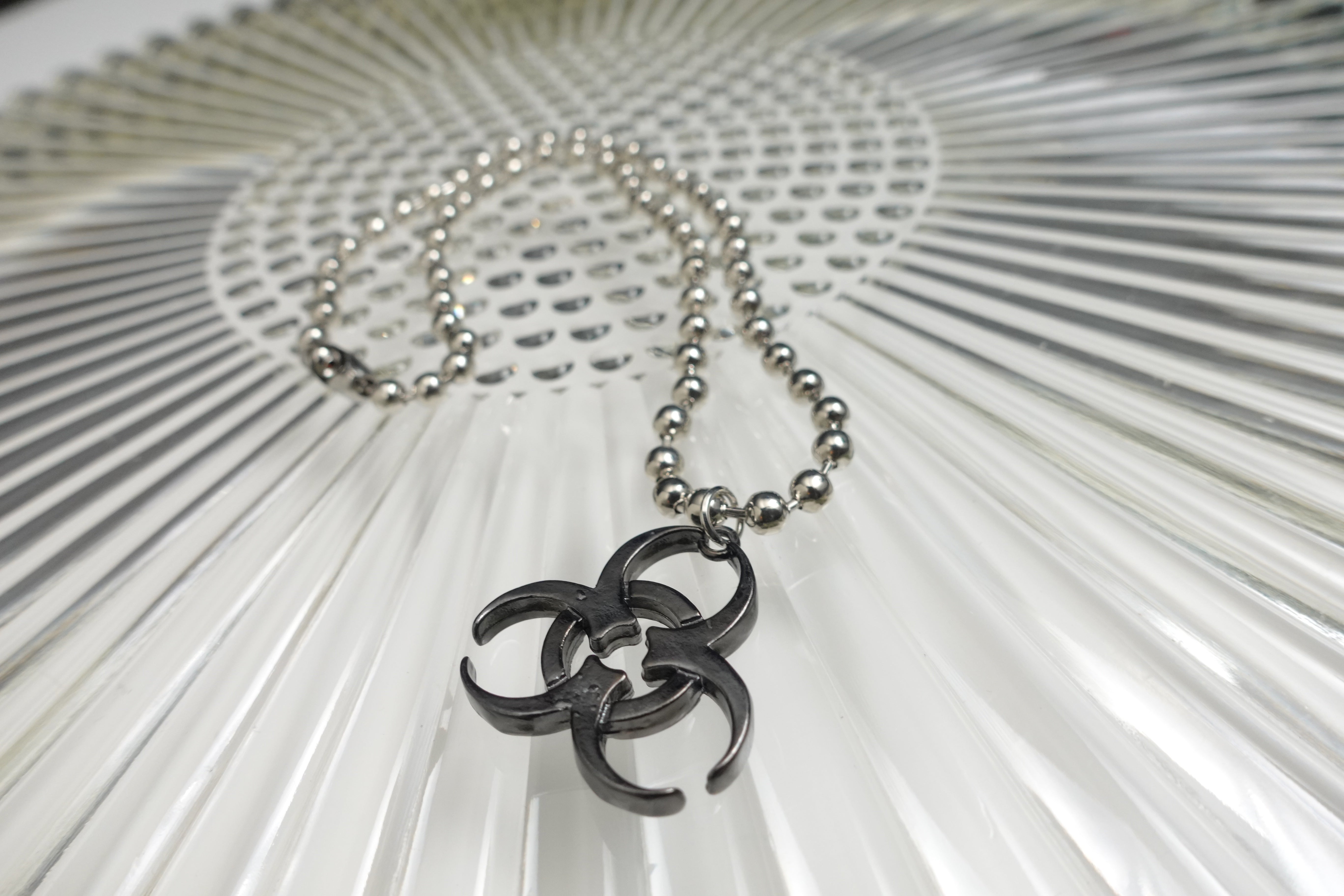 Opium Trinity Chain – 555 Jewels