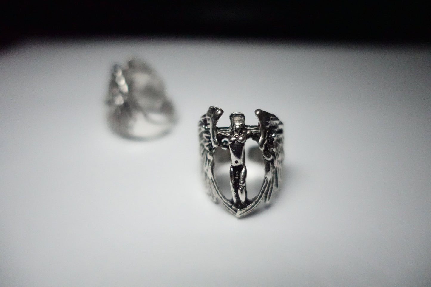 Angle Ring