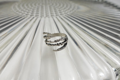 Raven Claw Ring