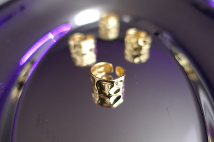 Liquid Alloy Ring