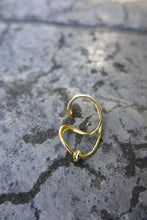 Load image into Gallery viewer, Illusion Ring ( Gold )
