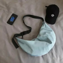Load image into Gallery viewer, Soho Bag ( Blue )
